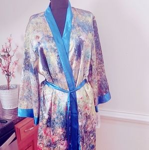 Parasol Satin Robe